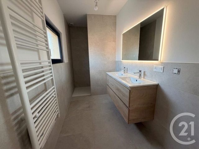 Appartement F3 à louer - 3 pièces - 75.0 m2 - SCHWINDRATZHEIM - 67 - ALSACE - Century 21 Pays De La Moder