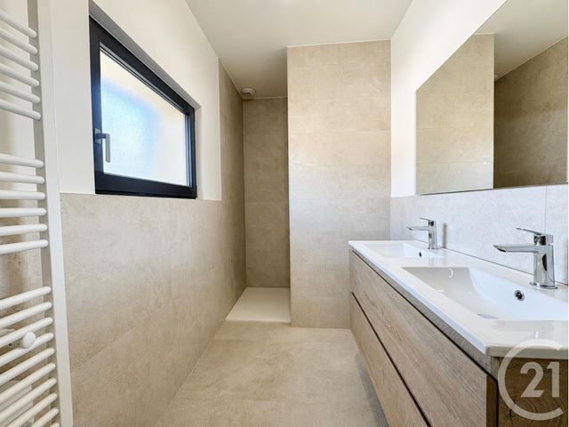 Appartement F3 à louer - 3 pièces - 75.0 m2 - SCHWINDRATZHEIM - 67 - ALSACE - Century 21 Pays De La Moder