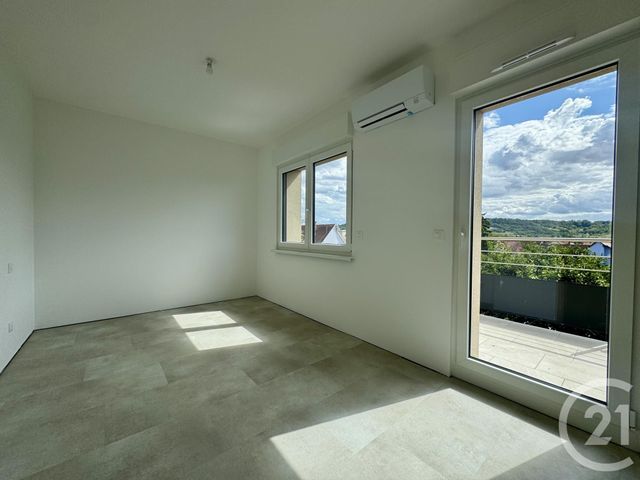 Appartement F3 à louer - 3 pièces - 75.0 m2 - SCHWINDRATZHEIM - 67 - ALSACE - Century 21 Pays De La Moder