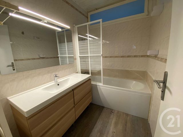 Appartement F5 à louer - 5 pièces - 97.0 m2 - HOENHEIM - 67 - ALSACE - Century 21 Pays De La Moder