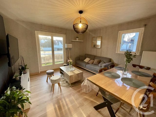 Appartement F3 à louer - 3 pièces - 60.45 m2 - HAGUENAU - 67 - ALSACE - Century 21 Pays De La Moder