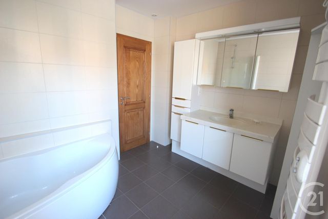 Appartement F3 à louer - 3 pièces - 90.0 m2 - HOCHFELDEN - 67 - ALSACE - Century 21 Pays De La Moder