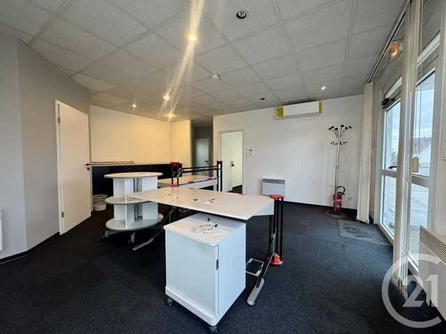 Appartement Local à louer - 3 pièces - 55.0 m2 - BATZENDORF - 67 - ALSACE - Century 21 Pays De La Moder