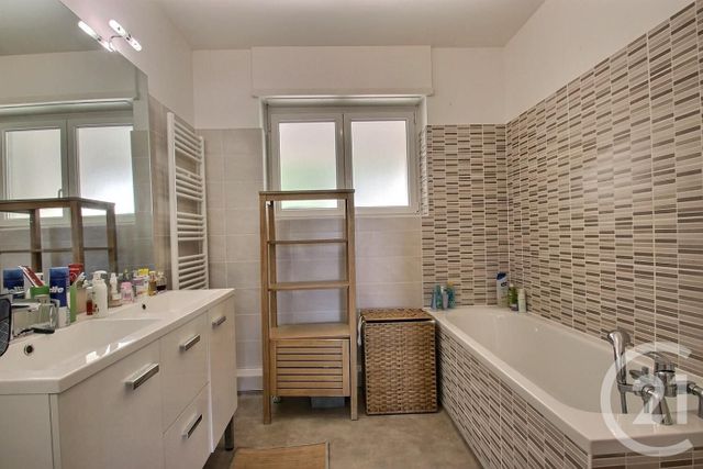 Appartement F4 à vendre - 4 pièces - 99.0 m2 - NIEDERBRONN LES BAINS - 67 - ALSACE - Century 21 Pays De La Moder