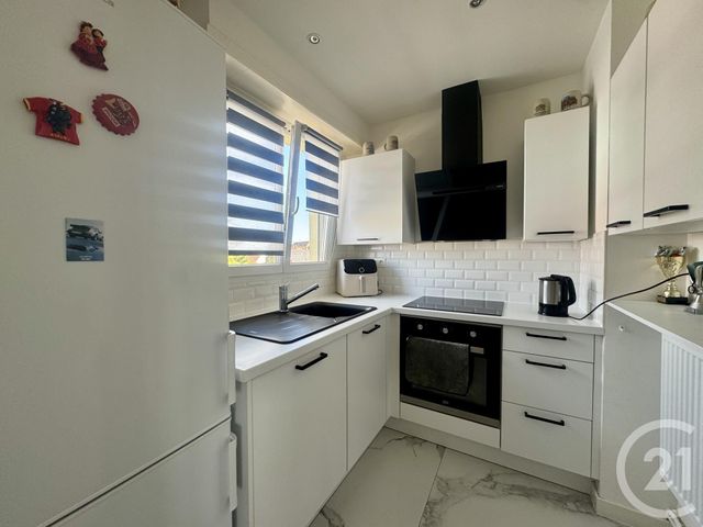 Appartement F2 à louer - 2 pièces - 50.98 m2 - HAGUENAU - 67 - ALSACE - Century 21 Pays De La Moder