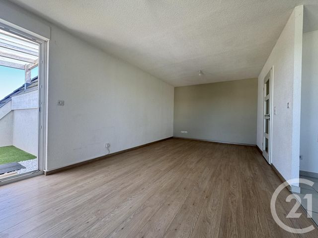 Appartement F2 à louer - 2 pièces - 51.4 m2 - NIEDERSCHAEFFOLSHEIM - 67 - ALSACE - Century 21 Pays De La Moder