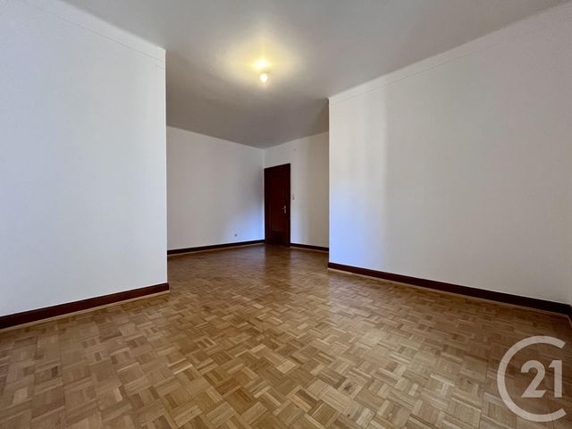 Appartement F3 à louer - 3 pièces - 106.81 m2 - HAGUENAU - 67 - ALSACE - Century 21 Pays De La Moder