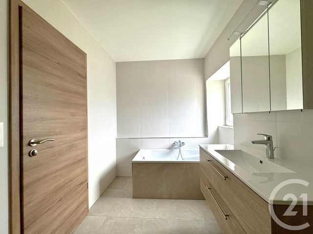Appartement F4 à louer - 4 pièces - 94.44 m2 - MOMMENHEIM - 67 - ALSACE - Century 21 Pays De La Moder
