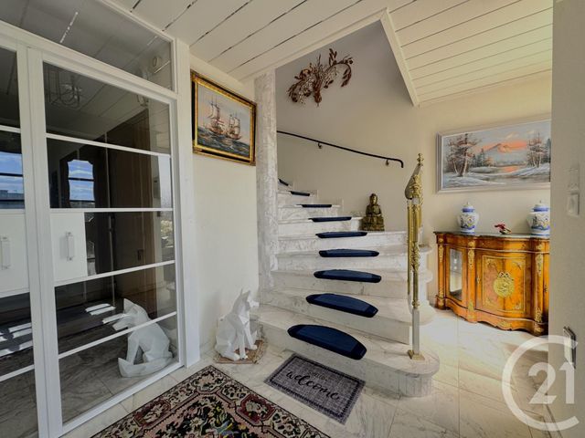 Appartement F4 à louer - 4 pièces - 100.0 m2 - BETSCHDORF - 67 - ALSACE - Century 21 Pays De La Moder