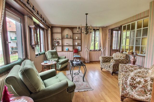 Afficher la photo en grand maison à vendre - 10 pièces - 228.0 m2 - HAGUENAU - 67 - ALSACE - Century 21 Pays De La Moder